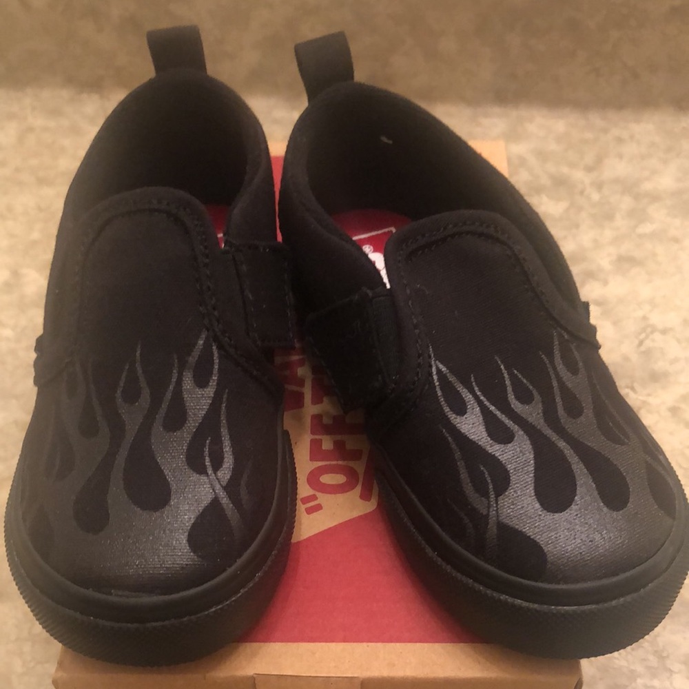 toddler size 7 slip on velcro vans